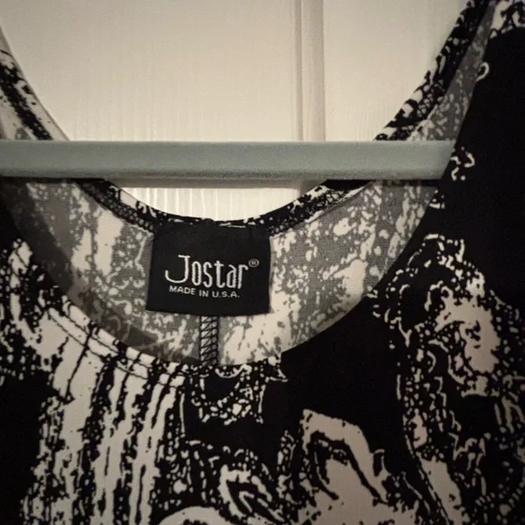 Jostar Chic Black and White Paisley Tank Top/Dress - Picture 2 of 7